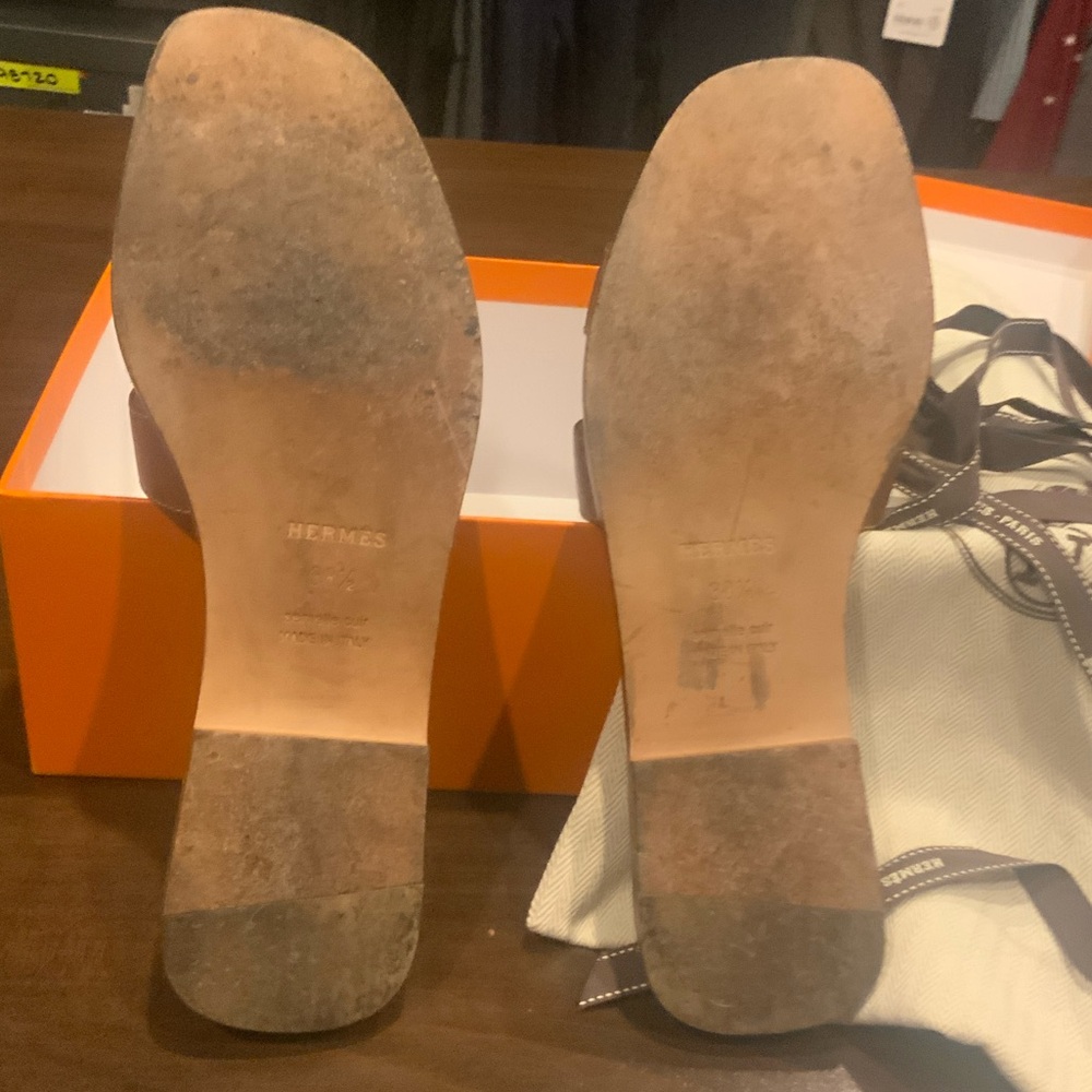 Hermes Gold Oran Sandals. A closet staple! - Picture 8 of 11